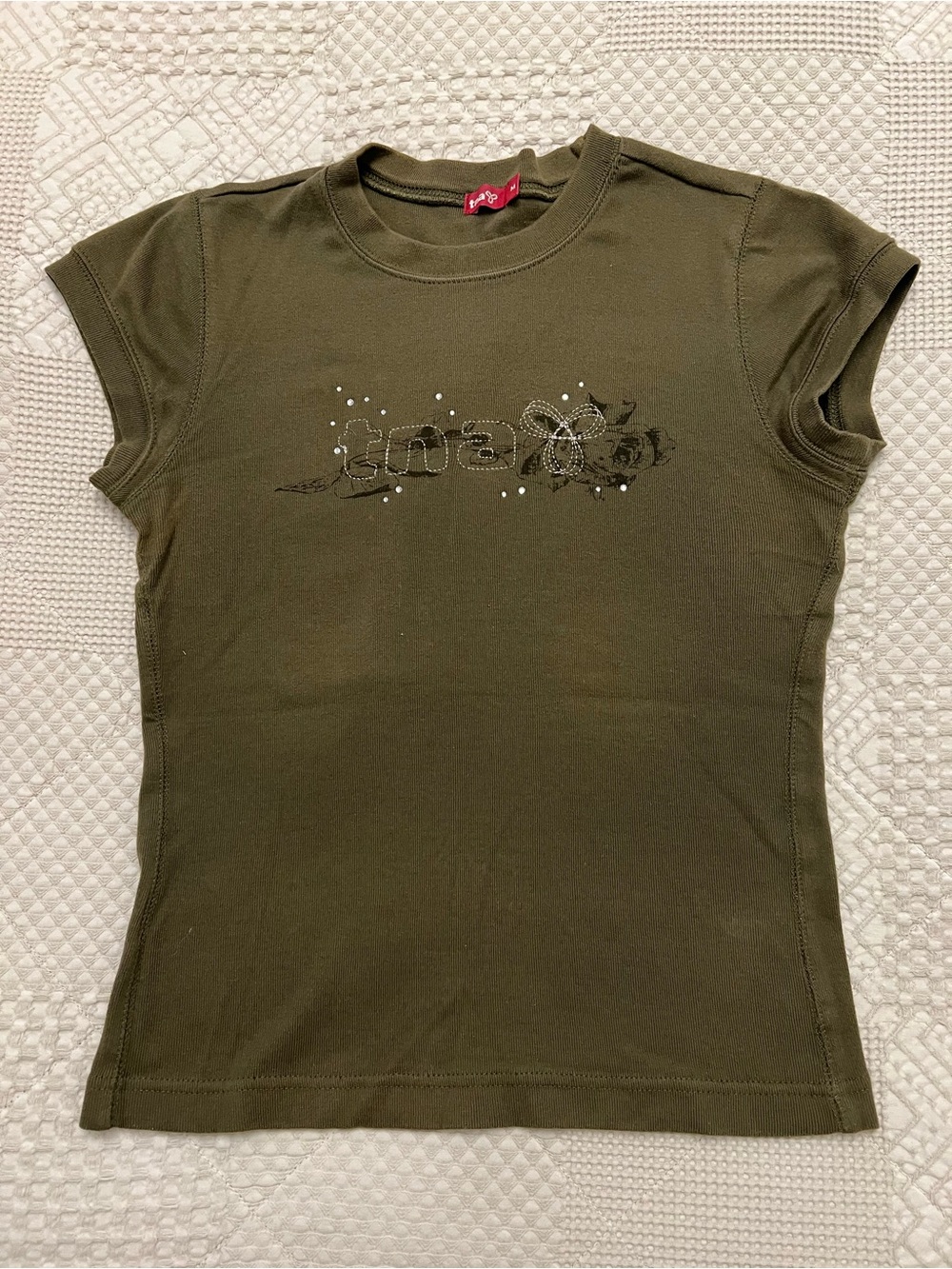 TNA Olive Green Short-Sleeve Graphic Tee shirt size M